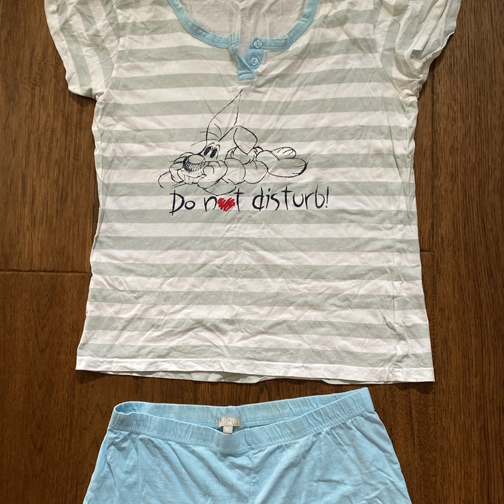 Pyjama set - Picture 2 of 4